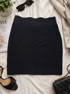 CANDY COUTURE Black Stretch Bandage Mini Skirt Size Medium